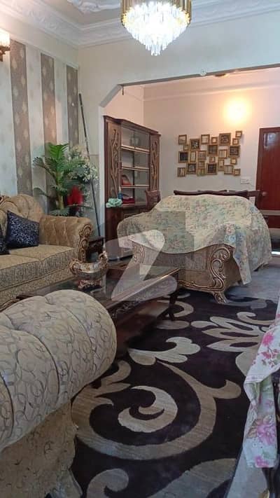 واپڈا ٹاؤن فیز 1 واپڈا ٹاؤن,لاہور میں 3 کمروں کا 10 مرلہ بالائی پورشن 1.2 لاکھ میں کرایہ پر دستیاب ہے۔