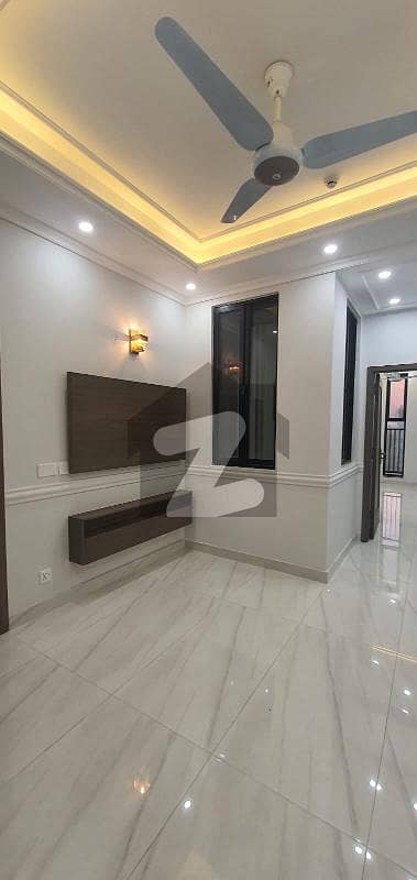 1 Bed Luxury Non Furnished Apartment Near Eiffel Tower For Sale Bahria Town Lahore