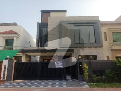 بحریہ ٹاؤن جاسمین بلاک بحریہ ٹاؤن سیکٹر سی,بحریہ ٹاؤن,لاہور میں 5 کمروں کا 10 مرلہ مکان 5.9 کروڑ میں برائے فروخت۔ بحریہ ٹاؤن جاسمین بلاک بحریہ ٹاؤن سیکٹر سی,بحریہ ٹاؤن,لاہور میں 5 کمروں کا 10 مرلہ مکان 5.9 کروڑ میں برائے فروخت۔