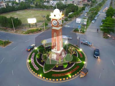 ویلینشیاء ہاؤسنگ سوسائٹی لاہور میں 2 کنال رہائشی پلاٹ 8.5 کروڑ میں برائے فروخت۔