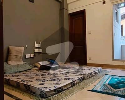 جی ۔ 15 اسلام آباد میں 2 کمروں کا 3 مرلہ فلیٹ 55.0 لاکھ میں برائے فروخت۔