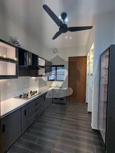 لیک سٹی - سیکٹر M7 - بلاک سی لیک سٹی ۔ سیکٹرایم ۔ 7,لیک سٹی,رائیونڈ روڈ,لاہور میں 4 کمروں کا 5 مرلہ مکان 1.1 لاکھ میں کرایہ پر دستیاب ہے۔ لیک سٹی - سیکٹر M7 - بلاک سی لیک سٹی ۔ سیکٹرایم ۔ 7,لیک سٹی,رائیونڈ روڈ,لاہور میں 4 کمروں کا 5 مرلہ مکان 1.1 لاکھ میں کرایہ پر دستیاب ہے۔