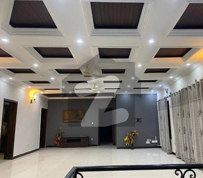 ڈی ایچ اے ڈیفینس فیز 2 ڈی ایچ اے ڈیفینس,اسلام آباد میں 3 کمروں کا 1 کنال بالائی پورشن 1.3 لاکھ میں کرایہ پر دستیاب ہے۔