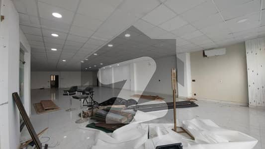 پی آئی اے مین بلیوارڈ لاہور میں 10 مرلہ دکان 3.5 لاکھ میں کرایہ پر دستیاب ہے۔