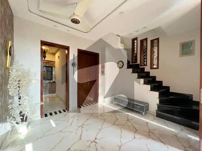 الکبیر ٹاؤن - فیز 2 الکبیر ٹاؤن,رائیونڈ روڈ,لاہور میں 3 کمروں کا 3 مرلہ مکان 60.0 ہزار میں کرایہ پر دستیاب ہے۔