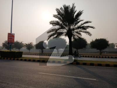 ڈی ایچ اے فیز 6 ڈیفنس (ڈی ایچ اے),لاہور میں 1 کنال رہائشی پلاٹ 3.0 کروڑ میں برائے فروخت۔