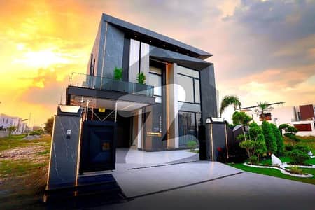 ڈی ایچ اے فیز 6 - بلاک اے فیز 6,ڈیفنس (ڈی ایچ اے),لاہور میں 5 کمروں کا 1 کنال مکان 10.55 کروڑ میں برائے فروخت۔ ڈی ایچ اے فیز 6 - بلاک اے فیز 6,ڈیفنس (ڈی ایچ اے),لاہور میں 5 کمروں کا 1 کنال مکان 10.55 کروڑ میں برائے فروخت۔