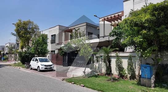 House For sale In Rs. 45000000