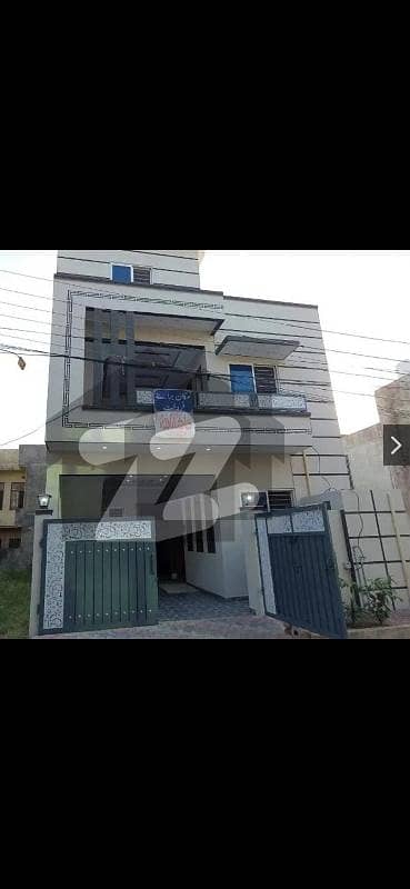 ائیرپورٹ ہاؤسنگ سوسائٹی - سیکٹر 4 ائیرپورٹ ہاؤسنگ سوسائٹی,راولپنڈی میں 4 کمروں کا 5 مرلہ مکان 70.0 ہزار میں کرایہ پر دستیاب ہے۔ ائیرپورٹ ہاؤسنگ سوسائٹی - سیکٹر 4 ائیرپورٹ ہاؤسنگ سوسائٹی,راولپنڈی میں 4 کمروں کا 5 مرلہ مکان 70.0 ہزار میں کرایہ پر دستیاب ہے۔