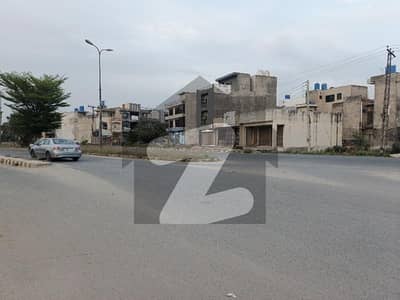 این ایف سی 1 لاہور میں 2 کنال رہائشی پلاٹ 4.5 کروڑ میں برائے فروخت۔