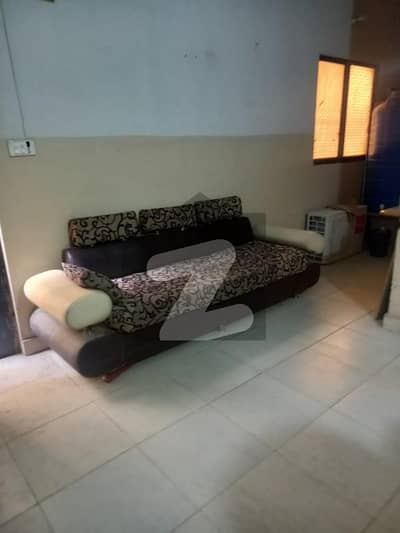 90 Square Yards Lower Portion Is Available In Affordable Price In Federal B Area - Block 9