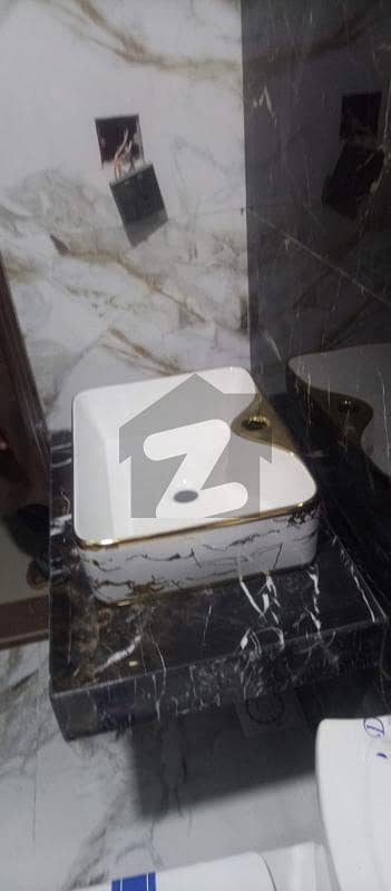 گلشن اقبال - بلاک 13-ڈی2 گلشنِ اقبال,گلشنِ اقبال ٹاؤن,کراچی میں 7 کمروں کا 5 مرلہ مکان 4.9 کروڑ میں برائے فروخت۔