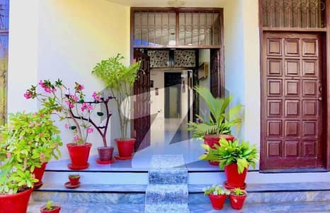 600 YARDS 2 UNIT BUNGALOW AT DHA PHASE 4