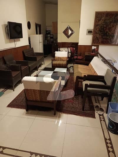 Well Maintained Upper Portion For Foreigners And Diplomats Also Couple Or Single Pakistani