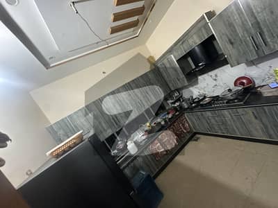 DC Colony 10 Marla Upper Portion For Rent