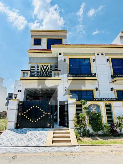 5 Marla Beautiful Modern House For Sale