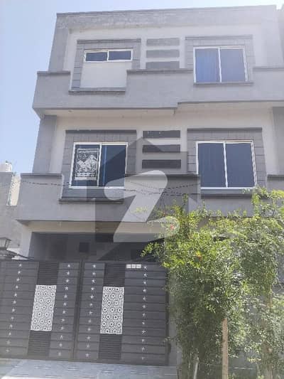 الحرم گارڈن ۔ بلاک ڈی الحرم گارڈن,لاہور میں 5 کمروں کا 5 مرلہ مکان 1.16 کروڑ میں برائے فروخت۔