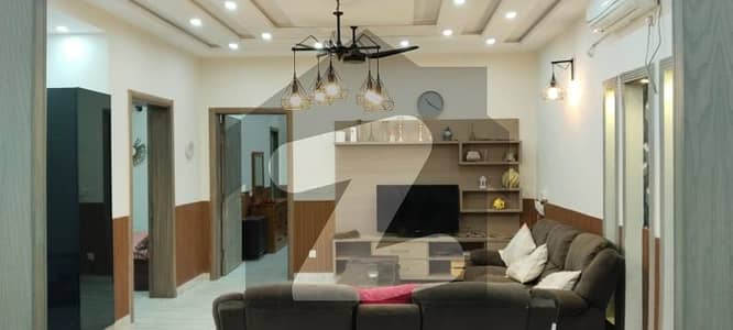 بحریہ ٹاؤن فیز 7 بحریہ ٹاؤن راولپنڈی,راولپنڈی میں 5 کمروں کا 10 مرلہ مکان 2.1 لاکھ میں کرایہ پر دستیاب ہے۔