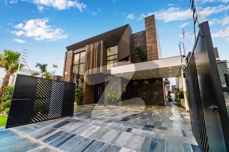 ڈی ایچ اے فیز 6 - بلاک ایل فیز 6,ڈیفنس (ڈی ایچ اے),لاہور میں 5 کمروں کا 1 کنال مکان 8.95 کروڑ میں برائے فروخت۔