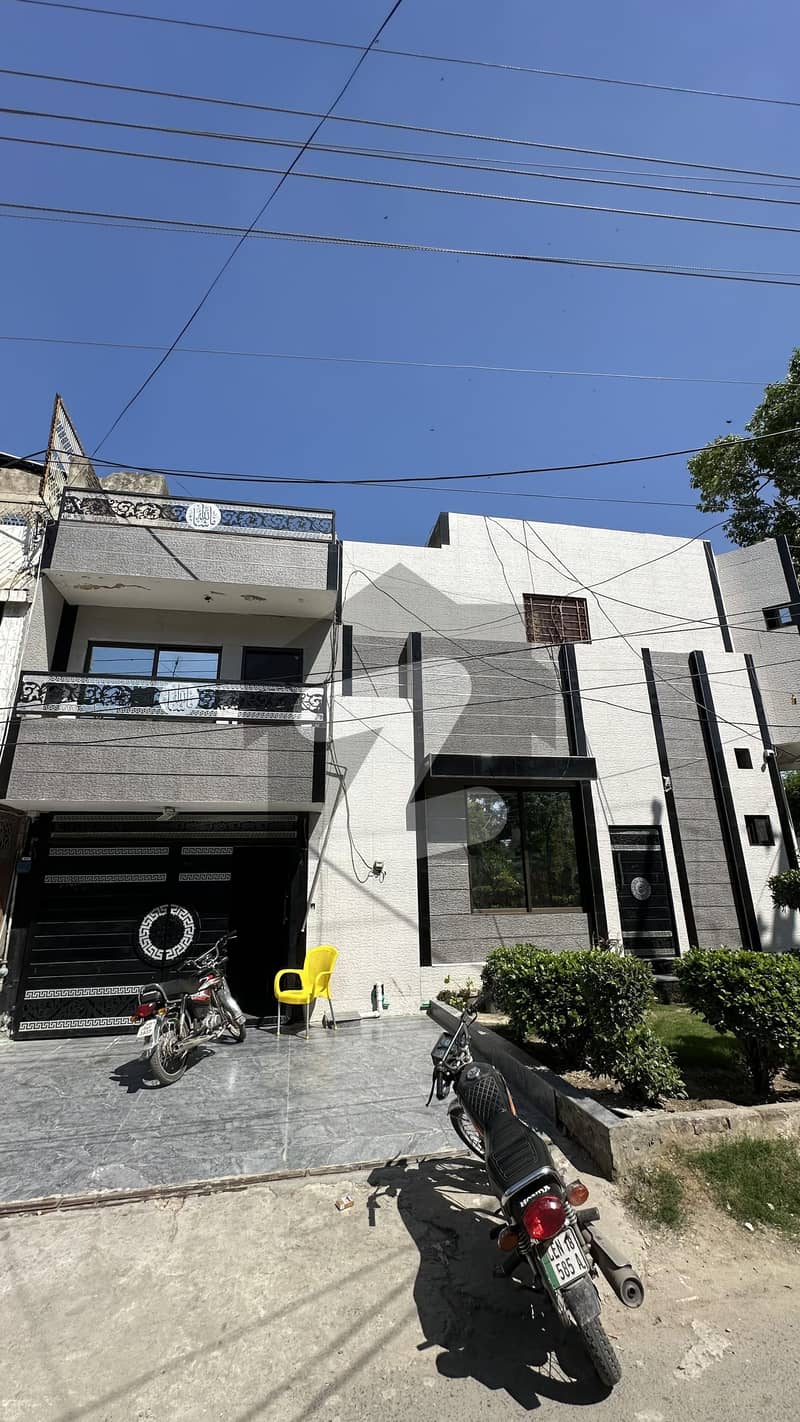 شادمان لاہور میں 1 مرلہ Studio کمرہ 25.0 ہزار میں کرایہ پر دستیاب ہے۔ شادمان لاہور میں 1 مرلہ Studio کمرہ 25.0 ہزار میں کرایہ پر دستیاب ہے۔