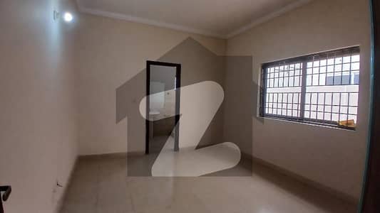 بش ایگزیکٹو ولاز ملتان میں 3 کمروں کا 5 مرلہ بالائی پورشن 55.0 ہزار میں کرایہ پر دستیاب ہے۔ بش ایگزیکٹو ولاز ملتان میں 3 کمروں کا 5 مرلہ بالائی پورشن 55.0 ہزار میں کرایہ پر دستیاب ہے۔