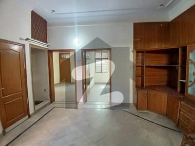 5 Marla Lower Portion Available For Rent Opposite Emporium Mall Lahore