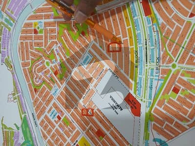 Prime location Solid Level Plot available