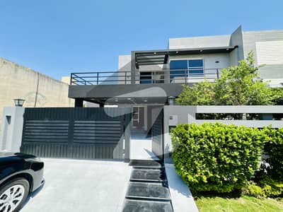 ڈی ایچ اے فیز 6 ڈیفنس (ڈی ایچ اے),لاہور میں 4 کمروں کا 10 مرلہ مکان 2.6 لاکھ میں کرایہ پر دستیاب ہے۔ ڈی ایچ اے فیز 6 ڈیفنس (ڈی ایچ اے),لاہور میں 4 کمروں کا 10 مرلہ مکان 2.6 لاکھ میں کرایہ پر دستیاب ہے۔