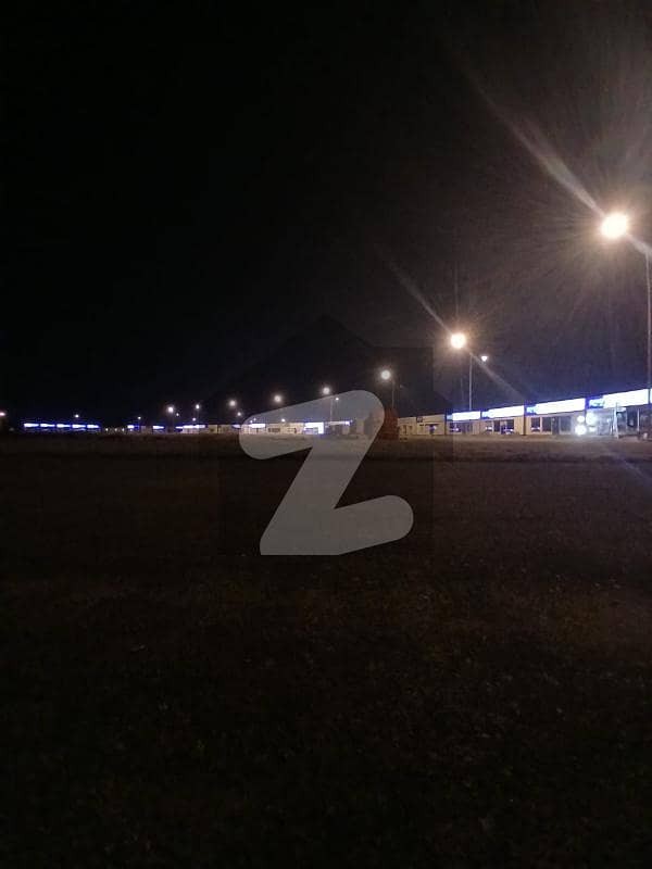 ڈسکہ روڈ سیالکوٹ میں 5 مرلہ کمرشل پلاٹ 2.93 کروڑ میں برائے فروخت۔ ڈسکہ روڈ سیالکوٹ میں 5 مرلہ کمرشل پلاٹ 2.93 کروڑ میں برائے فروخت۔