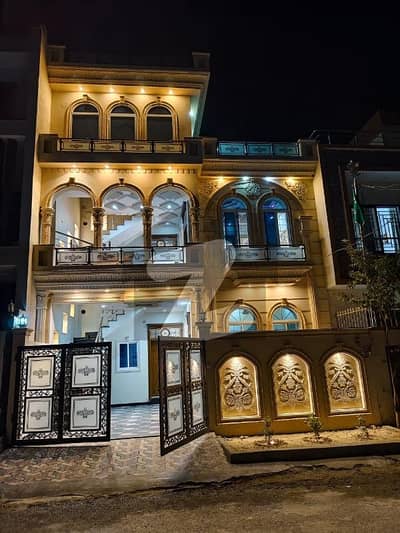 نیو سٹی فیز 2 - بلاک ایل نیو سٹی فیز 2,نیو سٹی,واہ میں 4 کمروں کا 5 مرلہ مکان 1.75 کروڑ میں برائے فروخت۔