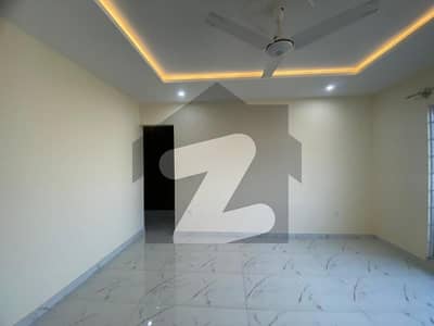 ڈی ایچ اے ڈیفینس فیز 2 ڈی ایچ اے ڈیفینس,اسلام آباد میں 4 کمروں کا 1 کنال بالائی پورشن 1.25 لاکھ میں کرایہ پر دستیاب ہے۔