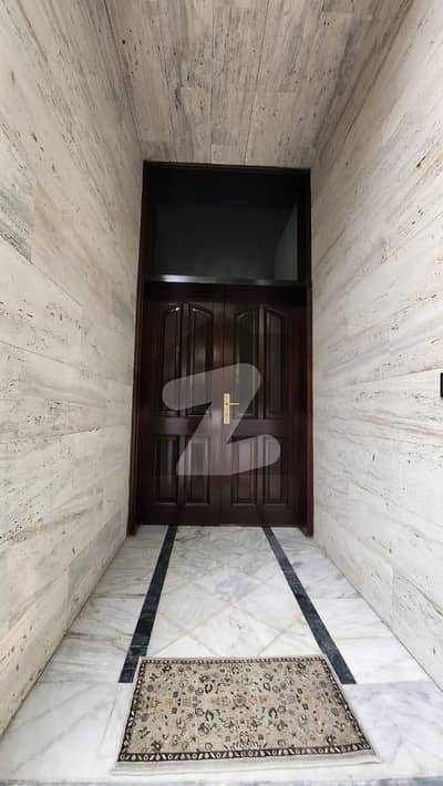 سینٹ جان پارک کینٹ,لاہور میں 2 کمروں کا 1 کنال مکان 2.0 لاکھ میں کرایہ پر دستیاب ہے۔