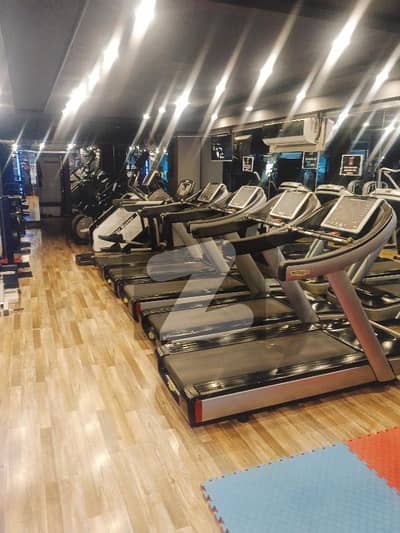 بحریہ ٹاؤن ۔ سوِک سینٹر بحریہ ٹاؤن فیز 4,بحریہ ٹاؤن راولپنڈی,راولپنڈی میں 3 مرلہ Studio دکان 1.8 کروڑ میں برائے فروخت۔