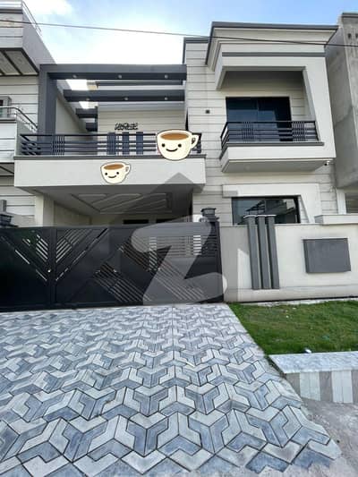 7 Marla Brand New Designer House For Sale