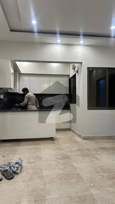 ڈی ایچ اے فیز 6 ڈی ایچ اے ڈیفینس,کراچی میں 2 کمروں کا 4 مرلہ فلیٹ 1.8 کروڑ میں برائے فروخت۔