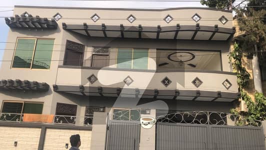 پی ڈبلیو ڈی ہاؤسنگ سوسائٹی ۔ بلاک اے پی ڈبلیو ڈی ہاؤسنگ سکیم,اسلام آباد میں 5 کمروں کا 12 مرلہ مکان 5.1 کروڑ میں برائے فروخت۔