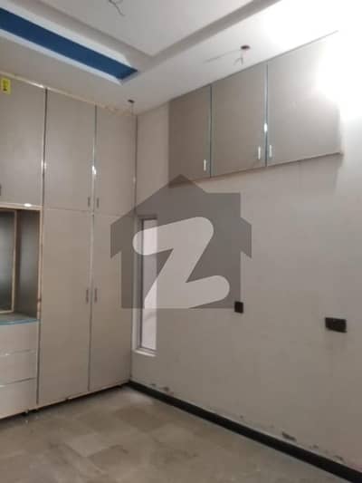 3 MARLA TRIPLE STOREY HOUSE HOT LOCATION FOR RENT