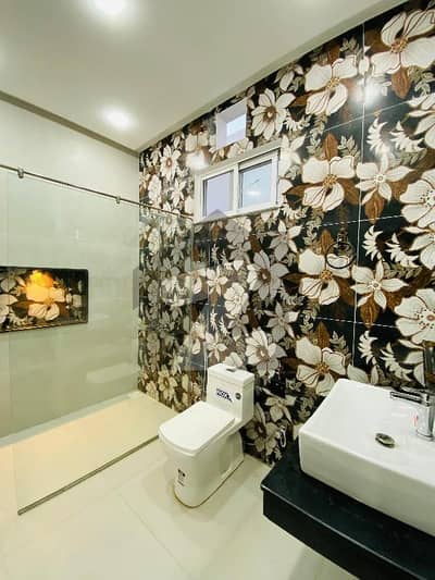 شالیمار کالونی ملتان میں 4 کمروں کا 5 مرلہ مکان 50.0 ہزار میں کرایہ پر دستیاب ہے۔