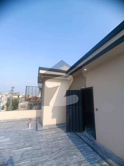 House Avialable For Sale