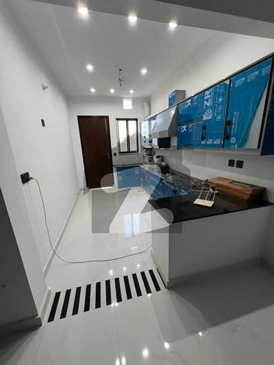 فارمانئیٹس ہاؤسنگ سکیم لاہور میں 3 کمروں کا 5 مرلہ زیریں پورشن 45.0 ہزار میں کرایہ پر دستیاب ہے۔