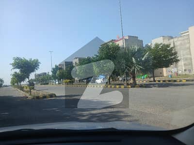 Ideal investment 8 marla plot available