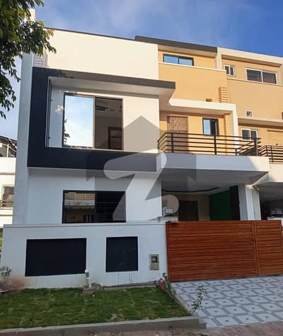 بحریہ انکلیو - سیکٹر ایچ بحریہ انکلیو,بحریہ ٹاؤن,اسلام آباد میں 3 کمروں کا 5 مرلہ مکان 2.8 کروڑ میں برائے فروخت۔