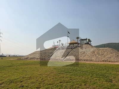 مارگلہ انکلیو مارگلہ ایونیو,اسلام آباد میں 5 مرلہ رہائشی پلاٹ 1.8 کروڑ میں برائے فروخت۔