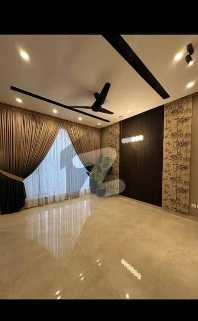 بحریہ ٹاؤن سیکٹر سی بحریہ ٹاؤن,لاہور میں 5 کمروں کا 10 مرلہ مکان 3.8 کروڑ میں برائے فروخت۔ بحریہ ٹاؤن سیکٹر سی بحریہ ٹاؤن,لاہور میں 5 کمروں کا 10 مرلہ مکان 3.8 کروڑ میں برائے فروخت۔