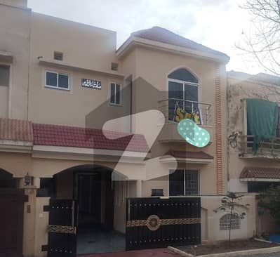 بحریہ ٹاؤن فیز 8 ۔ علی بلاک بحریہ ٹاؤن فیز 8 ۔ سفاری ویلی,بحریہ ٹاؤن فیز 8,بحریہ ٹاؤن راولپنڈی,راولپنڈی میں 3 کمروں کا 5 مرلہ مکان 2.18 کروڑ میں برائے فروخت۔ بحریہ ٹاؤن فیز 8 ۔ علی بلاک بحریہ ٹاؤن فیز 8 ۔ سفاری ویلی,بحریہ ٹاؤن فیز 8,بحریہ ٹاؤن راولپنڈی,راولپنڈی میں 3 کمروں کا 5 مرلہ مکان 2.18 کروڑ میں برائے فروخت۔