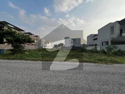 1 KANAL PLOT NEAR TO PARK AND MASJID