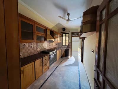 35x70 10 Marla House for Sale G-13/3