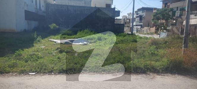 نیو سٹی فیز 2 نیو سٹی,واہ میں 7 مرلہ رہائشی پلاٹ 80.0 لاکھ میں برائے فروخت۔ نیو سٹی فیز 2 نیو سٹی,واہ میں 7 مرلہ رہائشی پلاٹ 80.0 لاکھ میں برائے فروخت۔