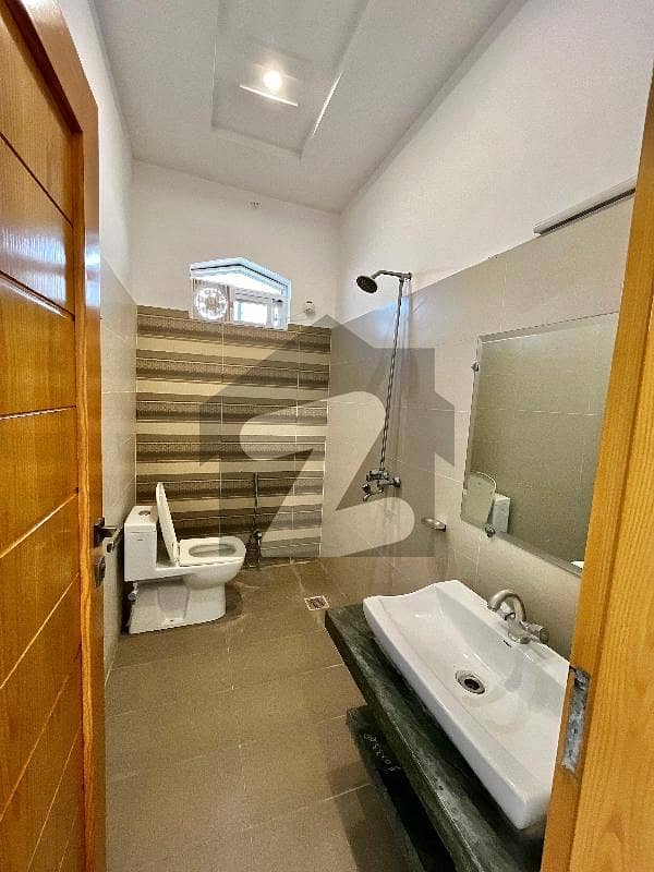 جناح گارڈنز ایف ای سی ایچ ایس,اسلام آباد میں 3 کمروں کا 10 مرلہ بالائی پورشن 80.0 ہزار میں کرایہ پر دستیاب ہے۔ جناح گارڈنز ایف ای سی ایچ ایس,اسلام آباد میں 3 کمروں کا 10 مرلہ بالائی پورشن 80.0 ہزار میں کرایہ پر دستیاب ہے۔