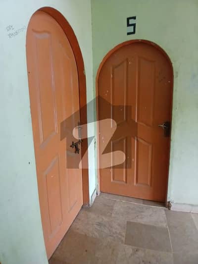 2 Bad Lounge For Rent Available